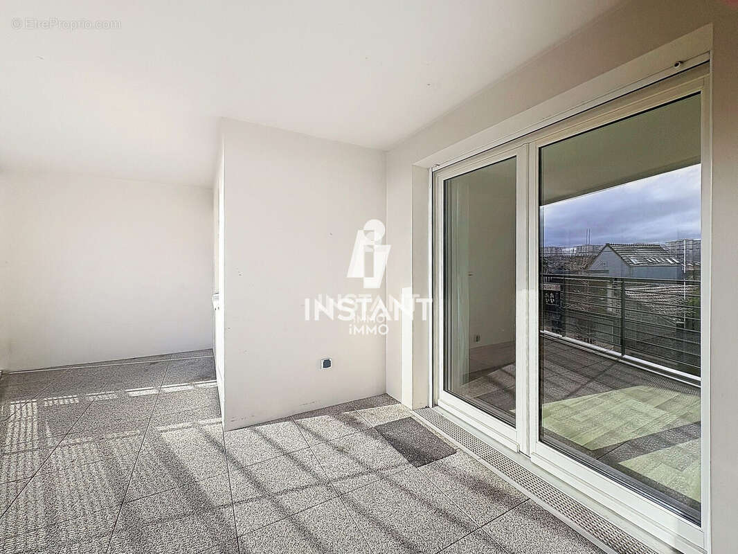 Appartement à SAINT-DENIS