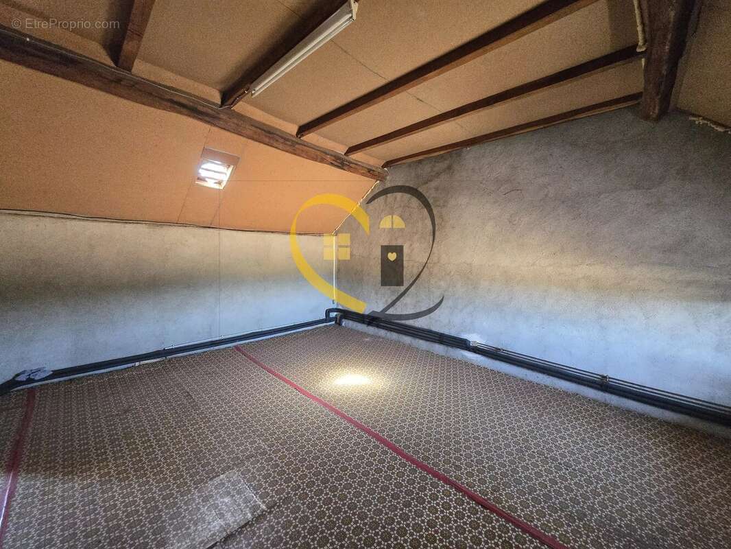 Maison à rénover avec dépendances – Neuvy-Deux-Clochers (18) - photo 21
