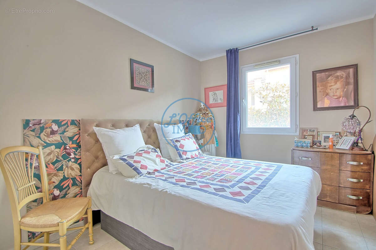 Appartement à CARQUEIRANNE