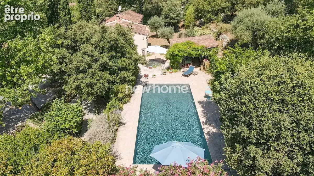 Maison 4 chambres au clame sur un beau terrain arboré - photo 6