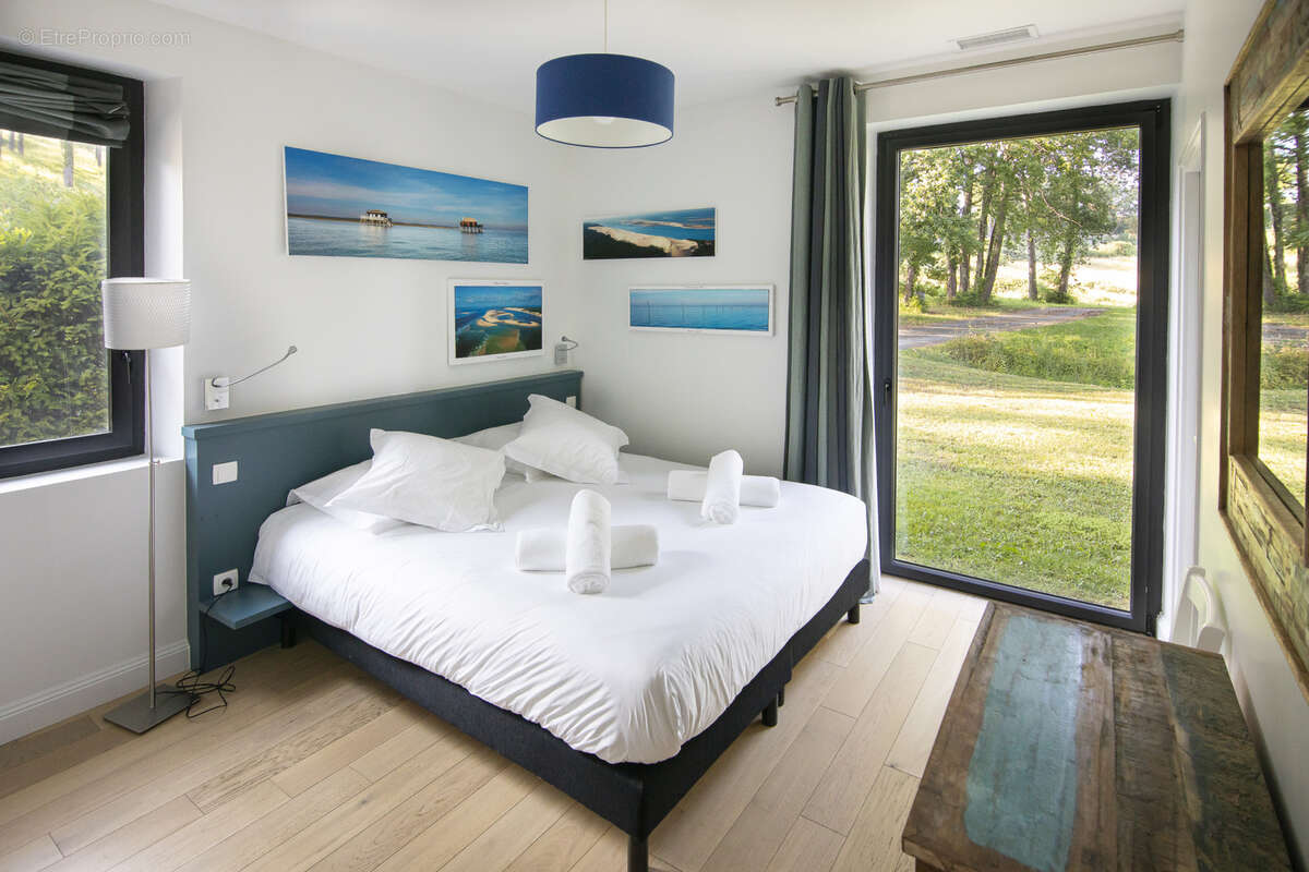 Maison à SAINT-EMILION