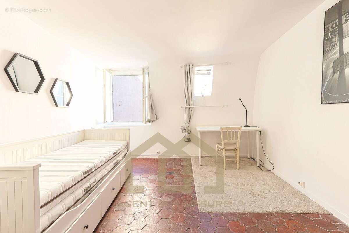 Appartement à PARIS-5E