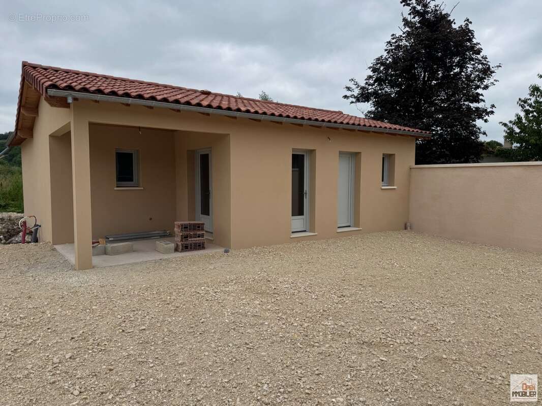 Maison 68 m² à Chalais  - photo 6