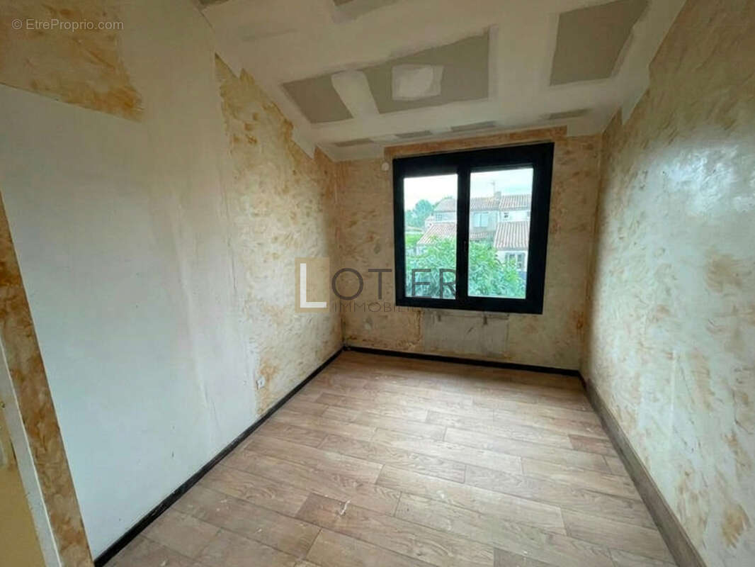 TRÈBES   Maison 3 faces, 3 chambres, suite parentale, jardin et belles prestations - photo 19