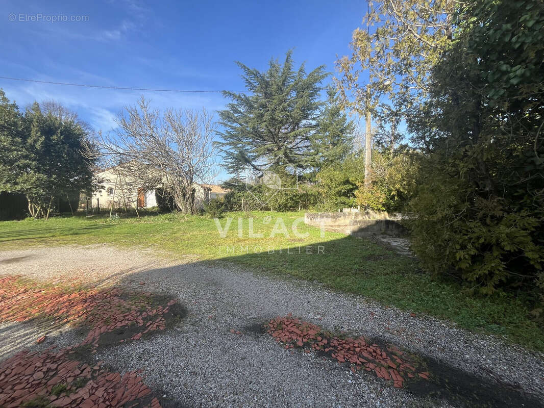 Terrain à SAINT-LAURENT-MEDOC