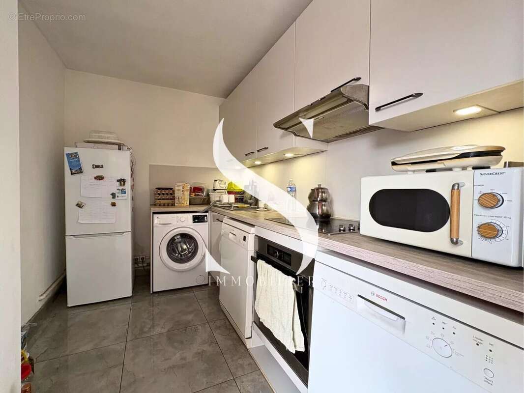 Appartement à VALLAURIS