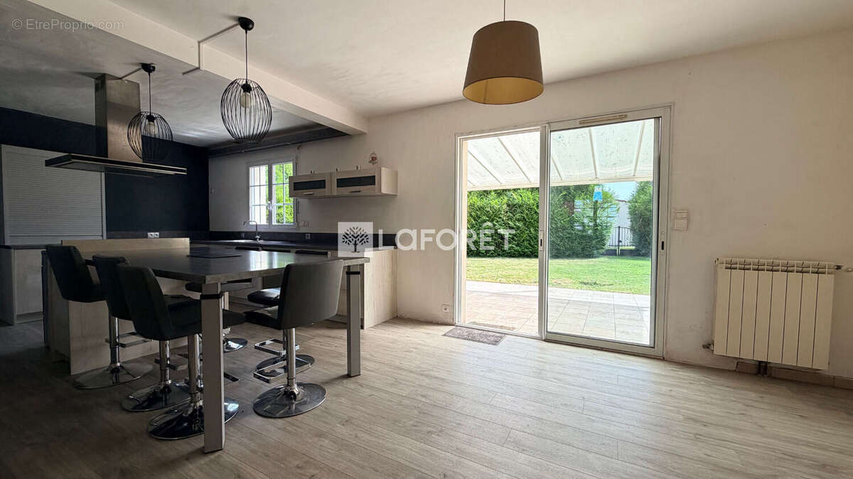 Maison à SOMME-BIONNE