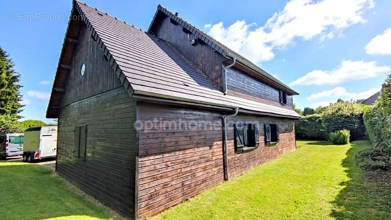 Maison à PERRIERS-SUR-ANDELLE