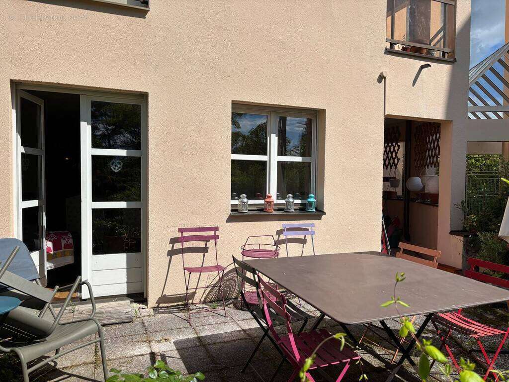 Appartement à DIVONNE-LES-BAINS