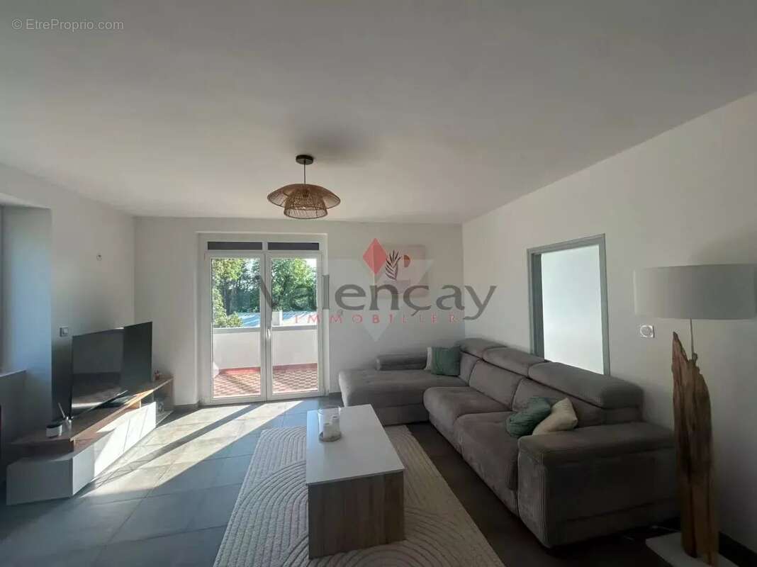 BOULOT, maison rénovée avec fort potentiel- Vente interactive - photo 4