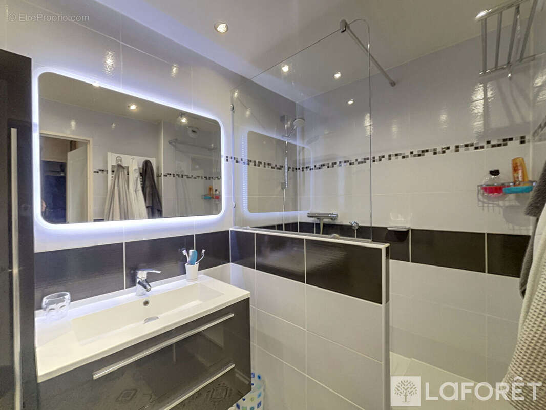 Appartement à GIF-SUR-YVETTE