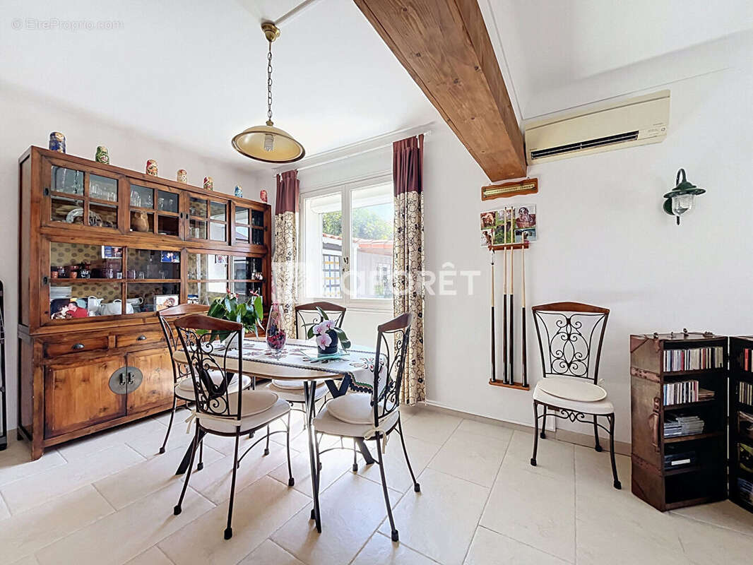 Une maison familiale aux beaux volumes T4 - 3 faces - photo 5