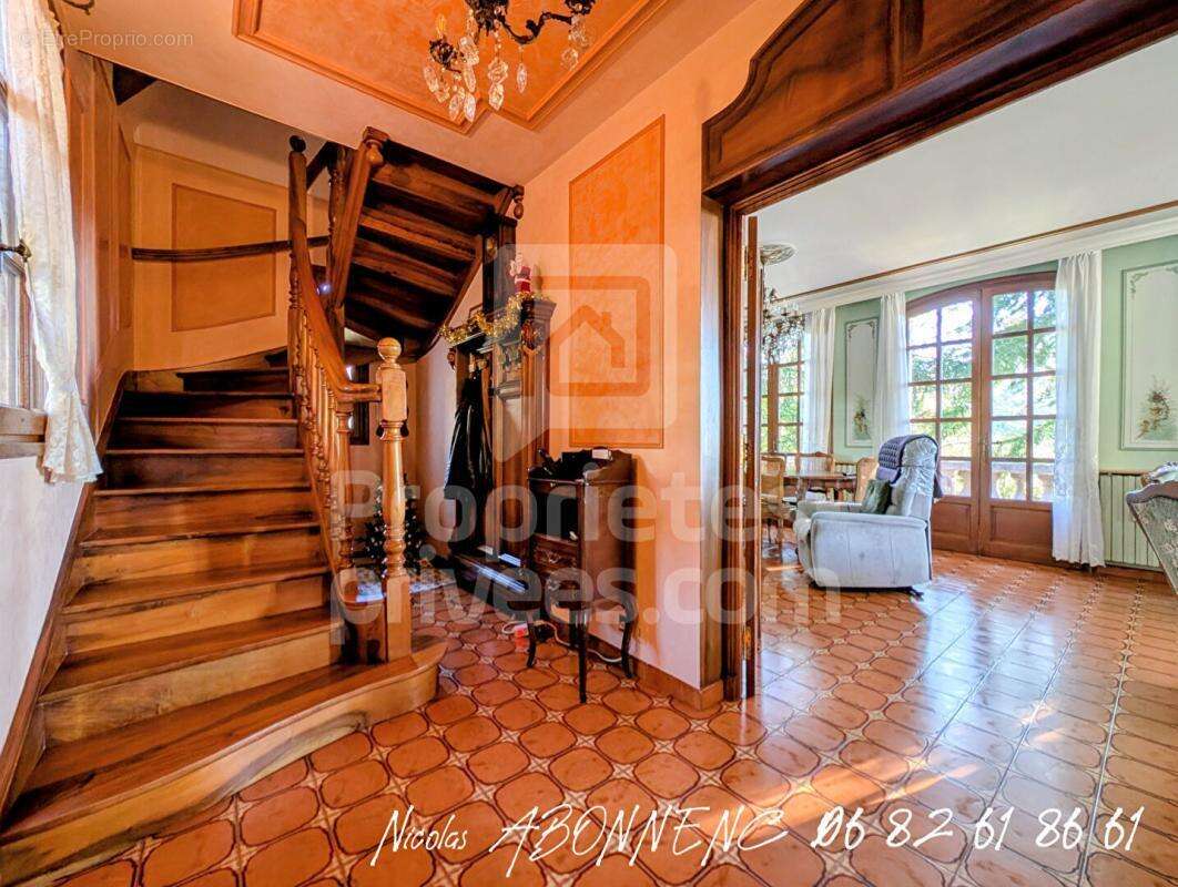 Maison à LA TRONCHE