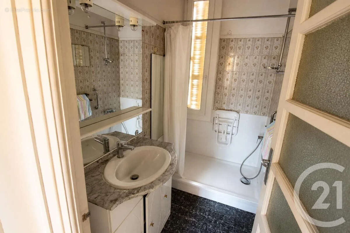 Appartement à MENTON