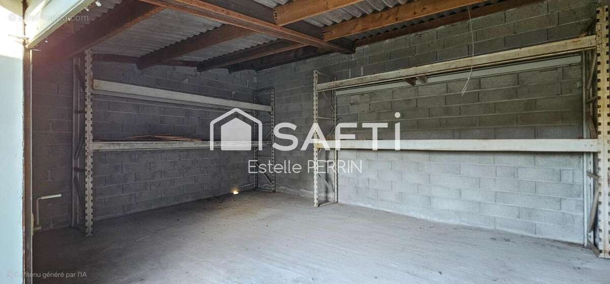 Photo 2 - Parking à L&#039;ISLE-D&#039;ESPAGNAC