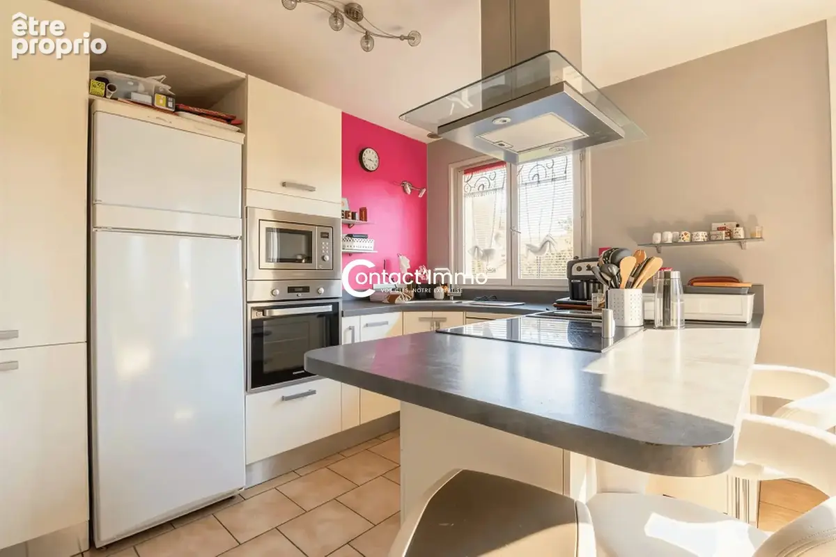 Maison 4 pièces 96 m² à vendre à Chateaugay (63119) - photo 3