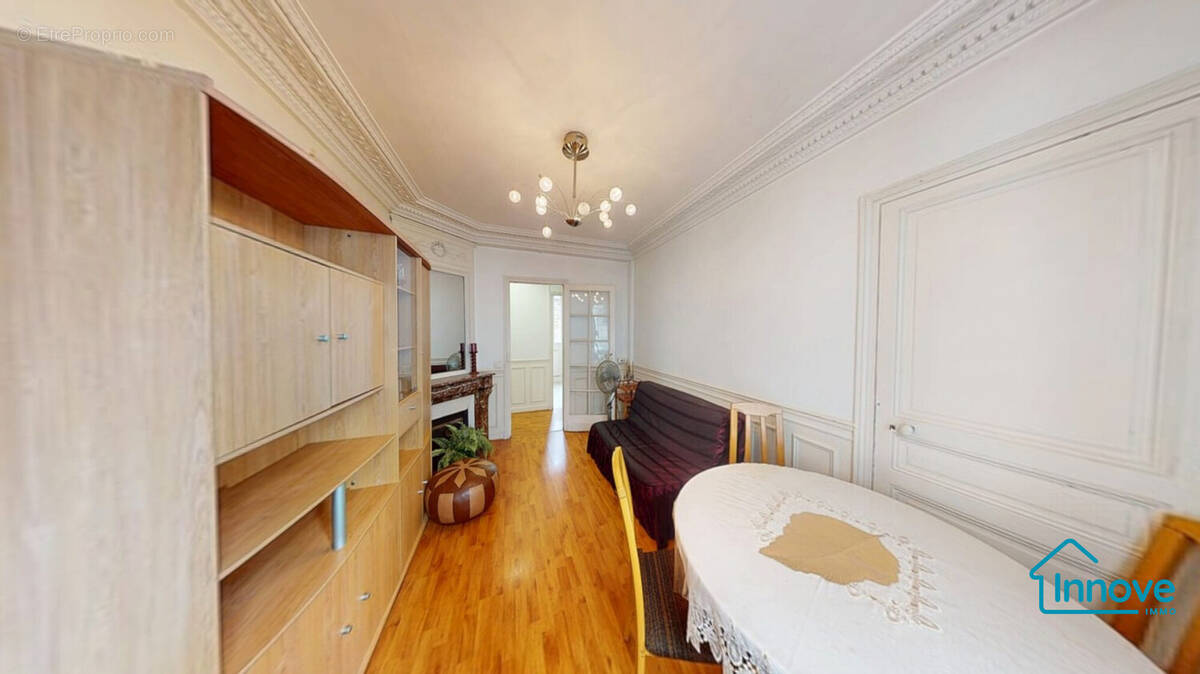 Appartement à PARIS-14E