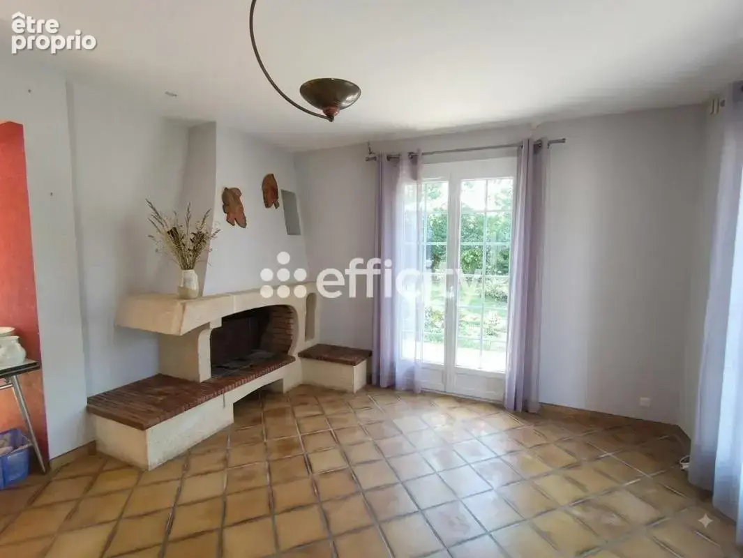Maison 4 pièces 120 m² à vendre à Fontcouverte (17100) - photo 6