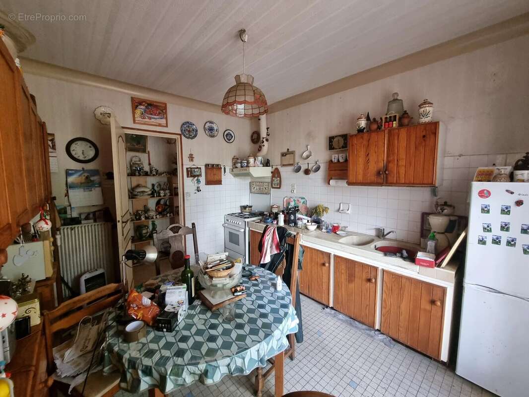 Maison à SAUGNAC-ET-CAMBRAN
