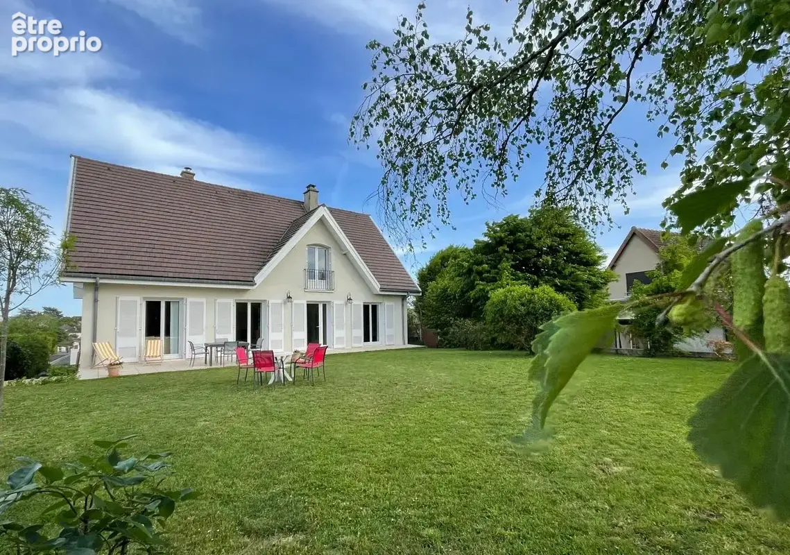 Maison 6 pièces 188 m² à vendre à Saint-Doulchard (18230) - photo 93