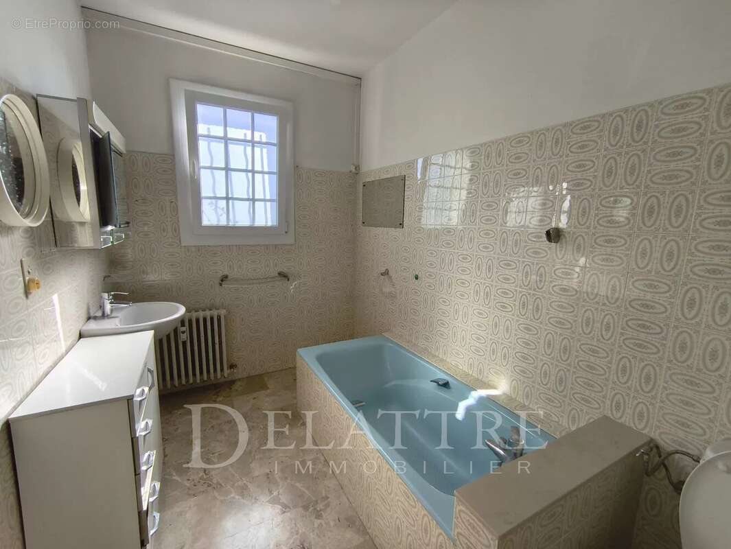 Appartement à VENCE