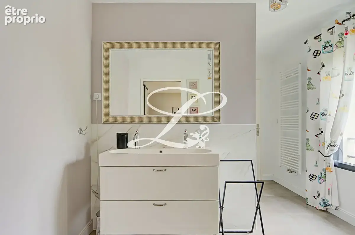 Maison Le Mesnil Le Roi  182 m2 - photo 12