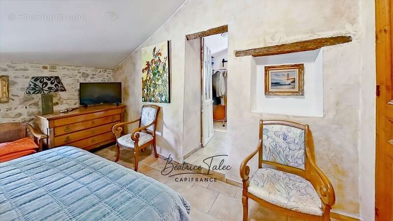 Maison à FORCALQUIER