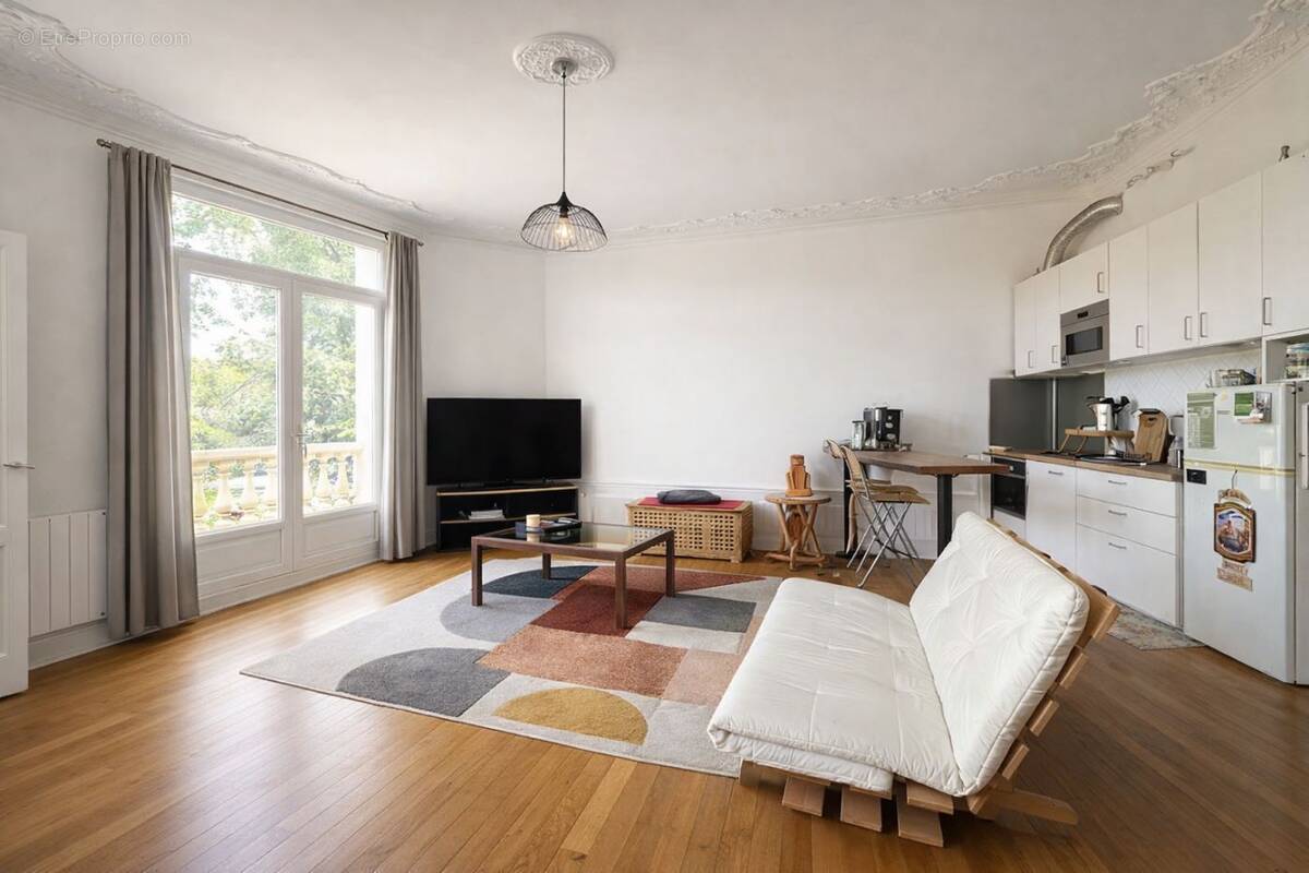 ChatSalon - Appartement à BRUNOY