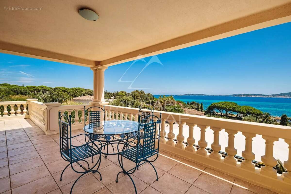 Villa vue mer panaromique sur le village de Saint-Tropez - photo 9