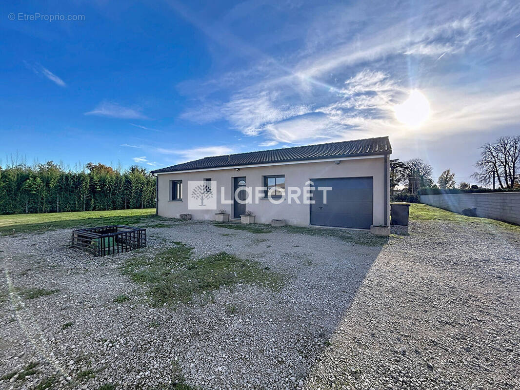 Maison à CASTELSARRASIN