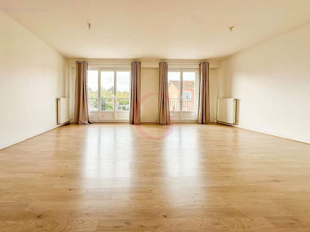 Appartement à BOURG-LA-REINE