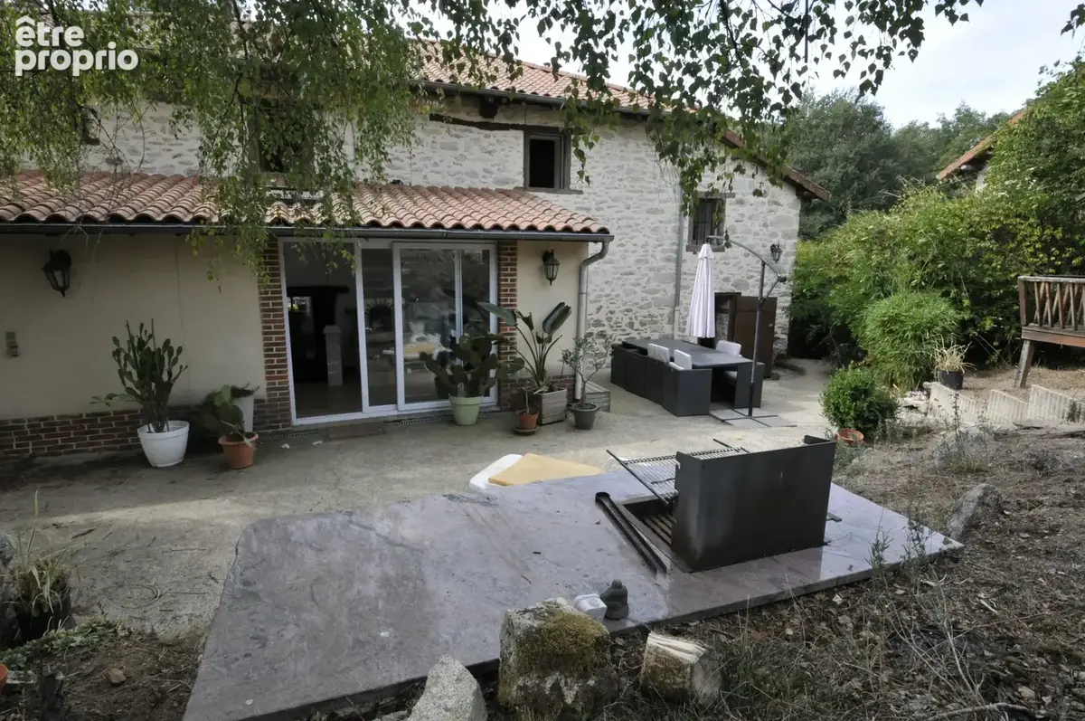 Magnifique Maison en Pierre de 157m2 à FEYTIAT - photo 4