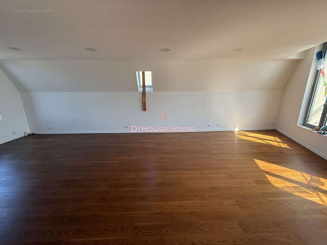 Commerce 124 m² à Grez-Sur-Loing  - photo 7