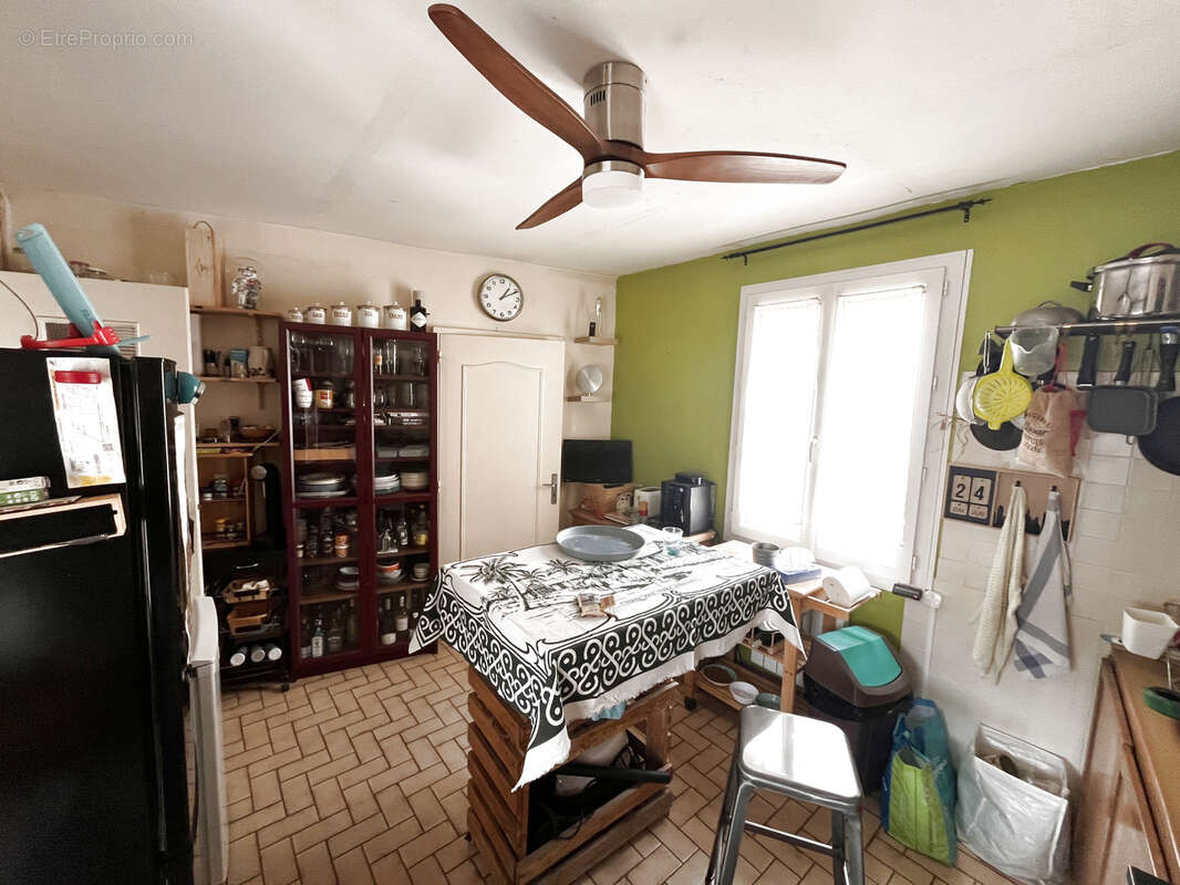 Appartement à MAUGUIO