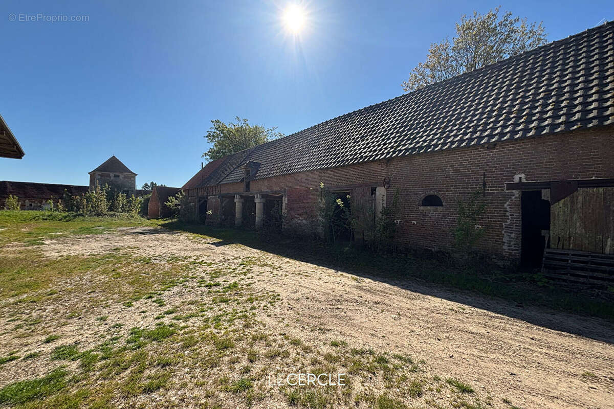 Appartement à ESTREES-SAINT-DENIS