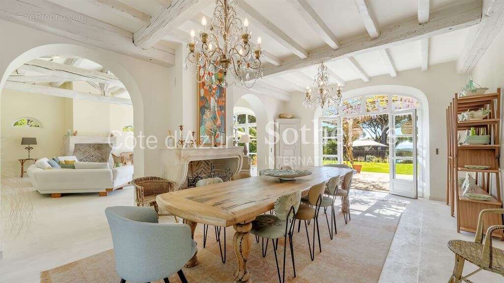 Maison à RAMATUELLE