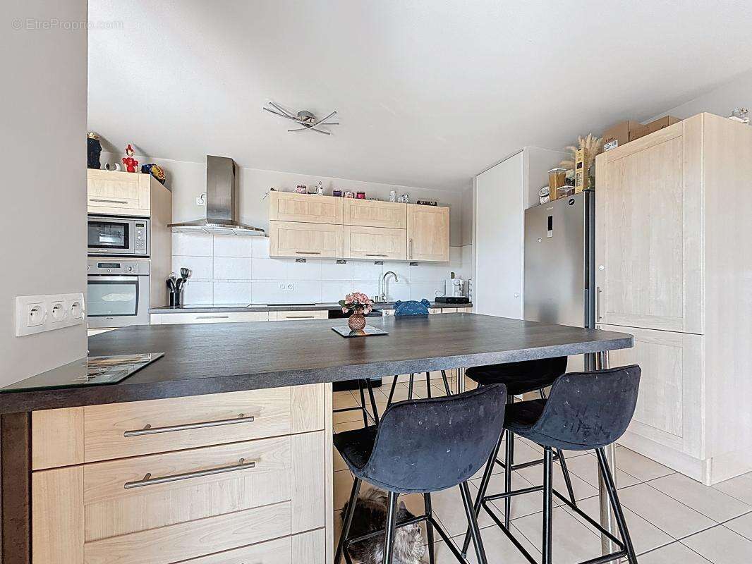 Appartement à GRIGNY