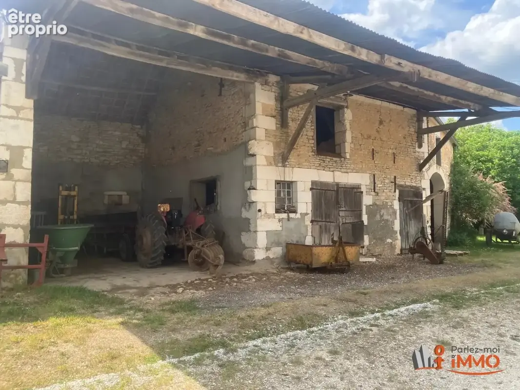 Ancienne ferme avec de grandes dépendances - photo 29