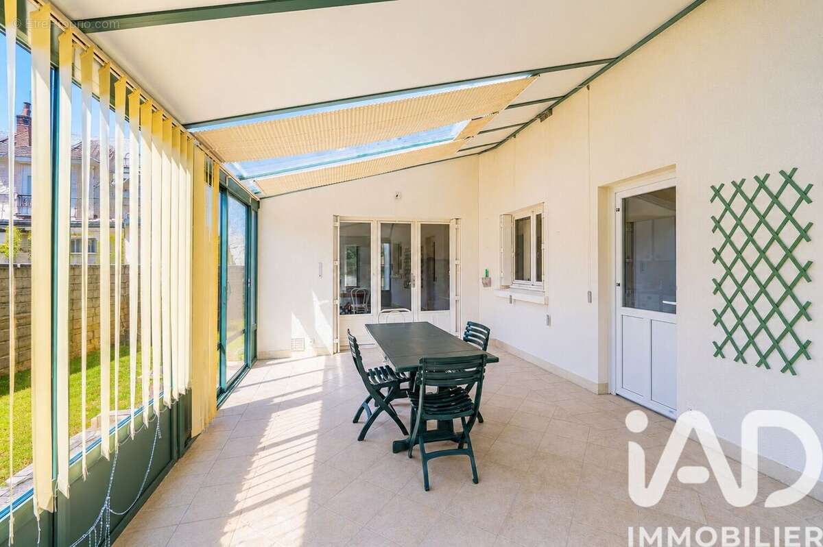 Maison 173 m² à Le Mans  - photo 4