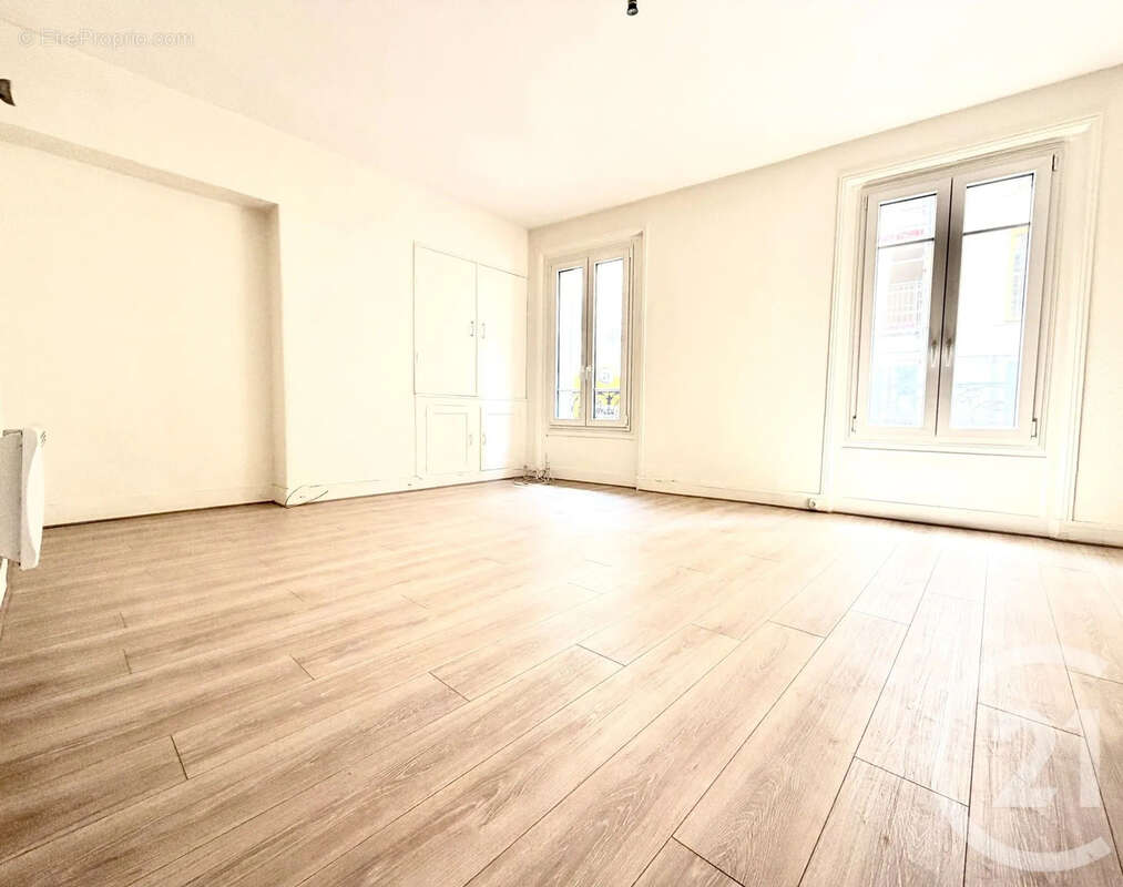 Appartement 46 m² à Clichy  - photo 2