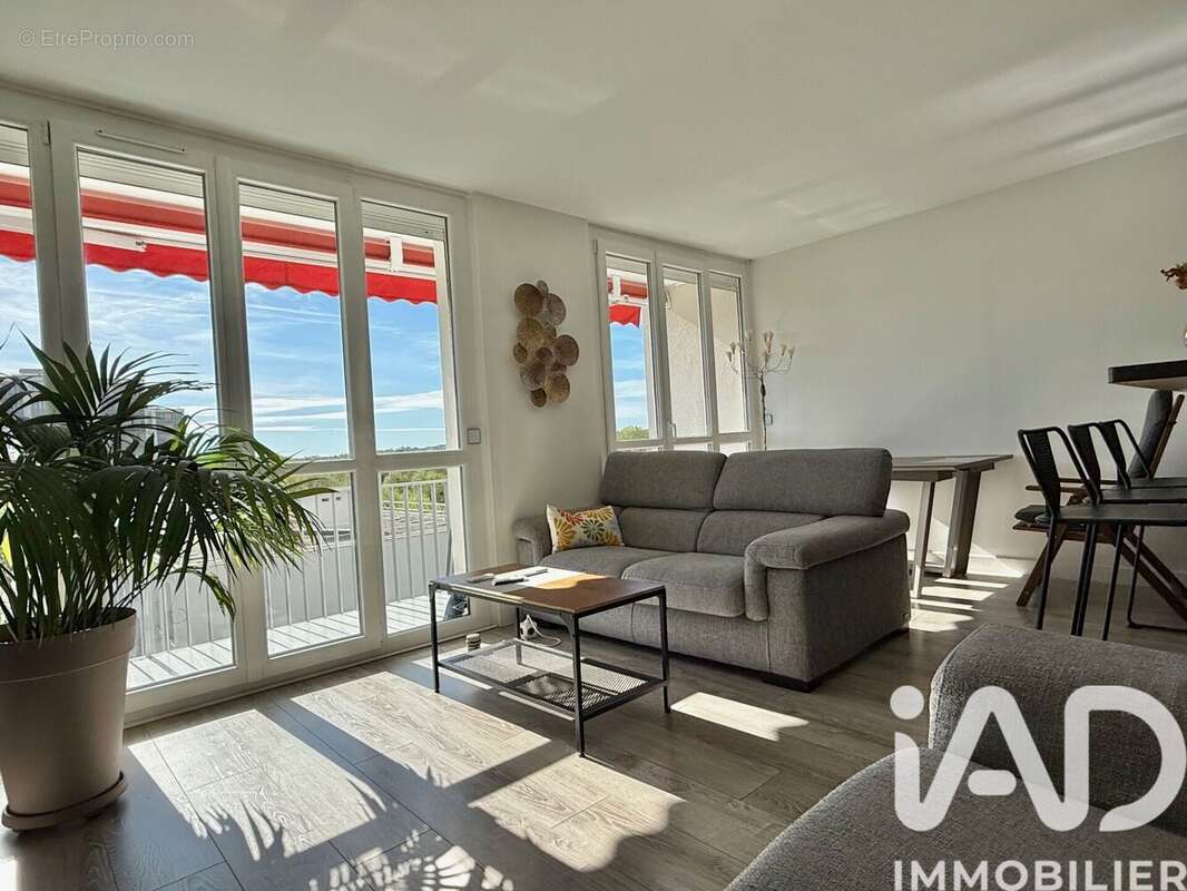 Photo 3 - Appartement à CHILLY-MAZARIN