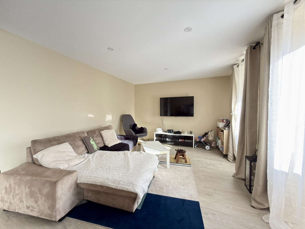 Maison à SAINT-COLOMBAN