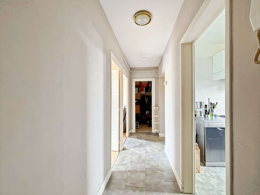 Photo 8 - Appartement à CLERMONT-FERRAND