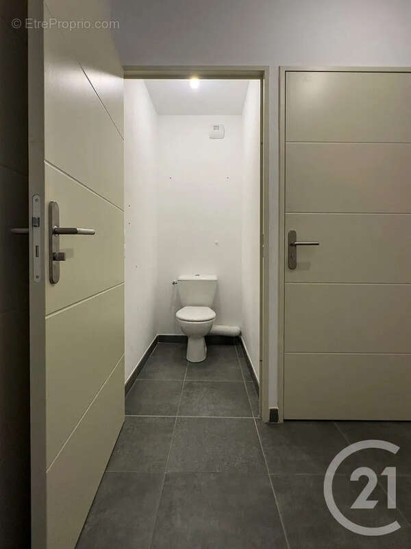 Appartement à MARSEILLE-4E