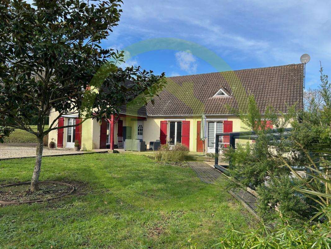 Maison à DOUVILLE-EN-AUGE