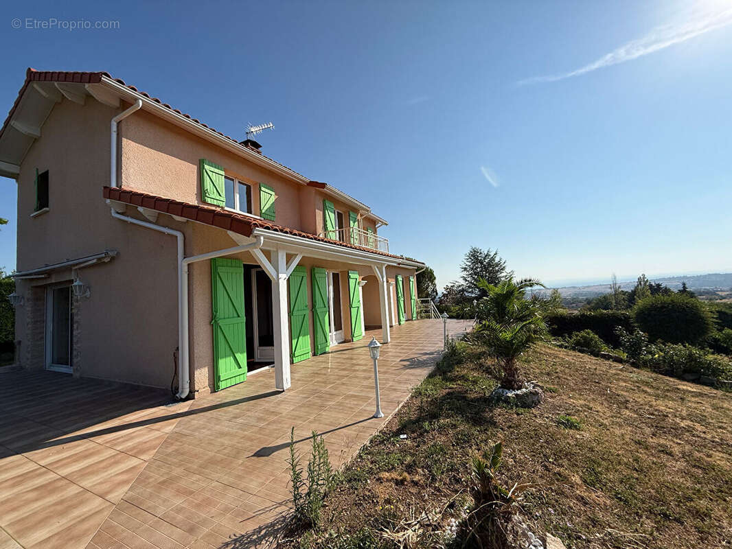 Maison Villemontais - photo 2