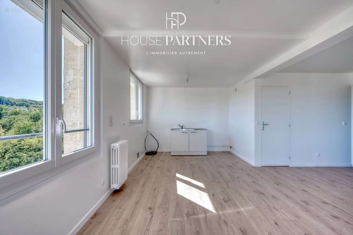 Appartement à BOUGIVAL