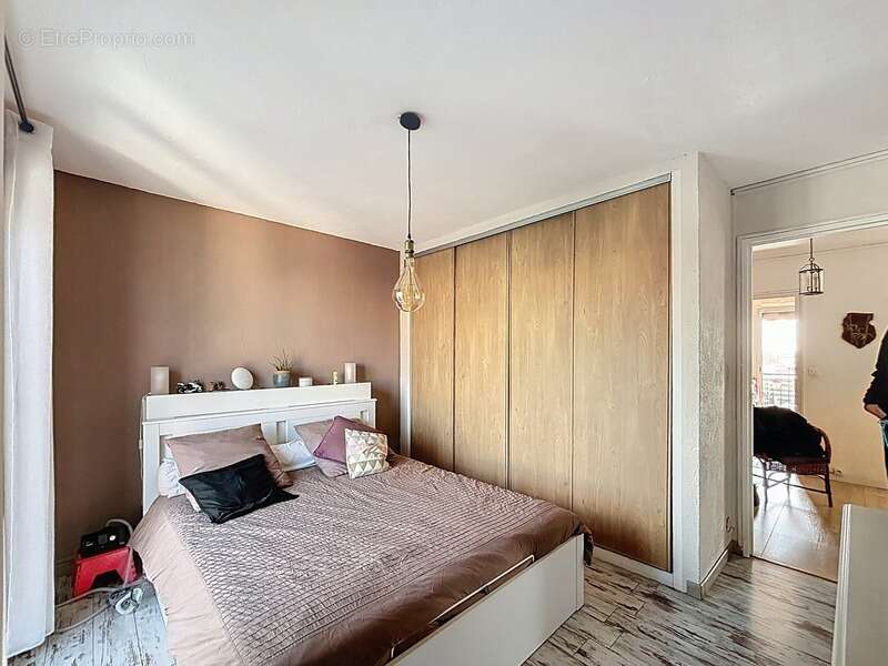 Appartement à MARSEILLE-14E