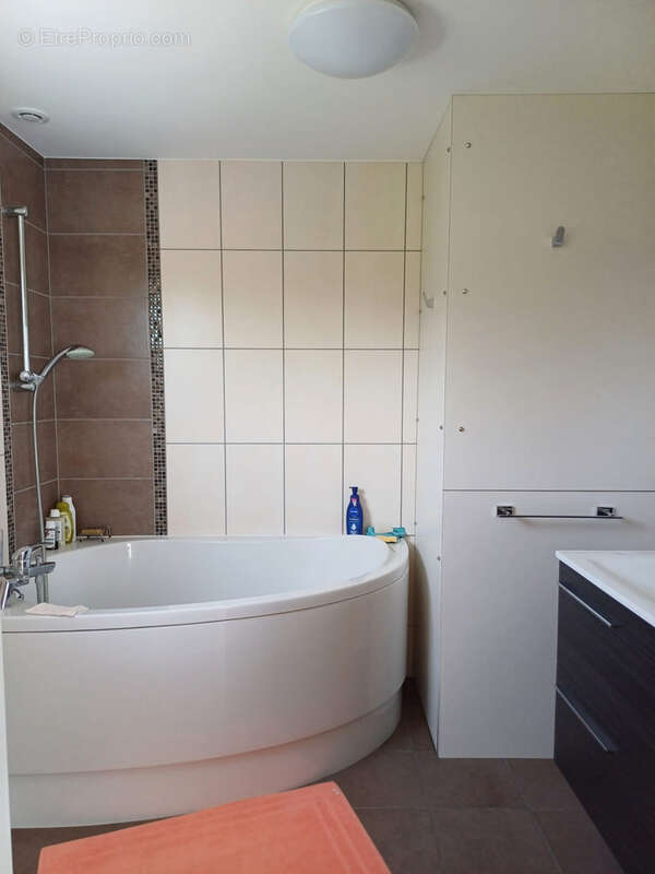 Maison à PUY-GUILLAUME