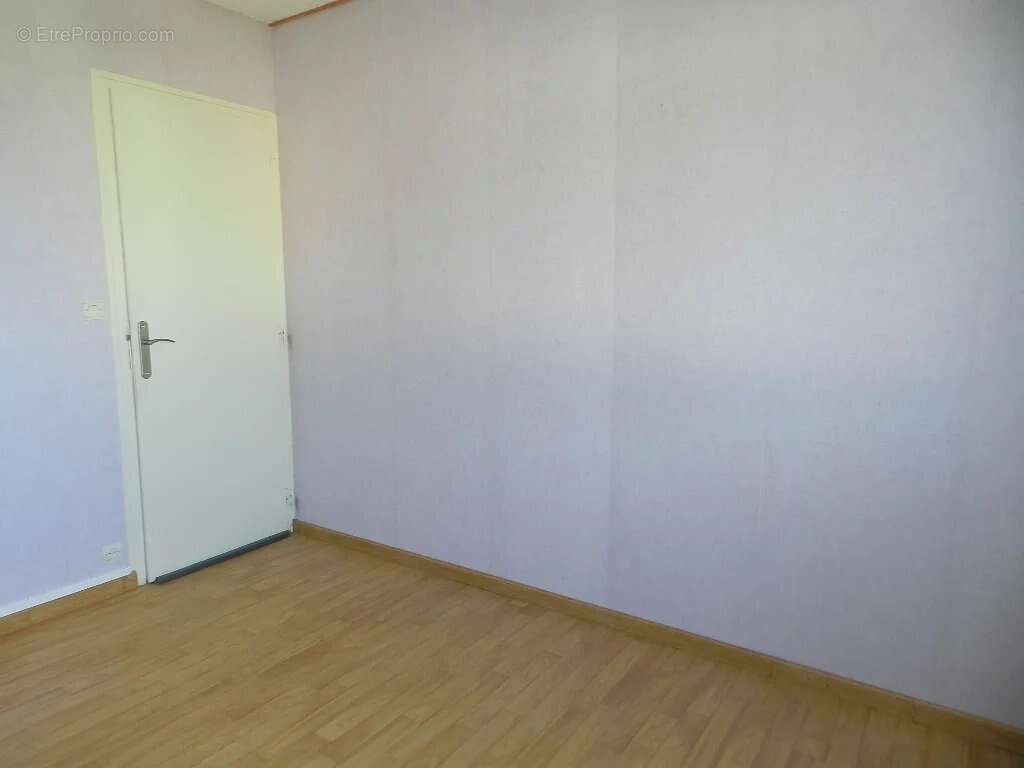 Maison à SAINT-PIERRE-SUR-DIVES